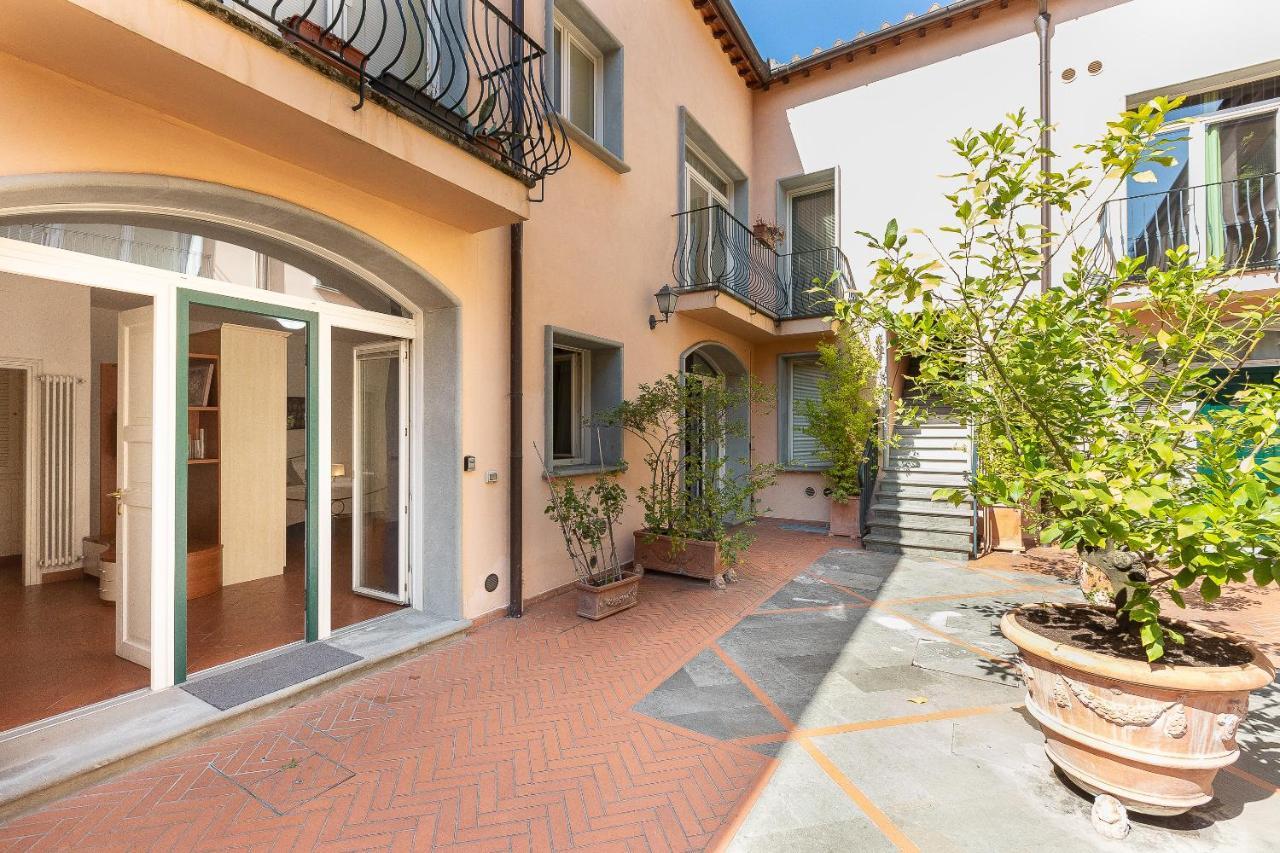 Palazzo Ghibellina 2 By Rental In Florens Exteriör bild